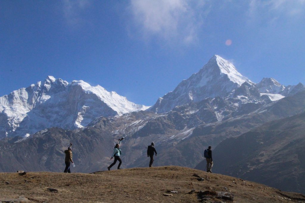 Hiking to Khayer lake - By Mountain People