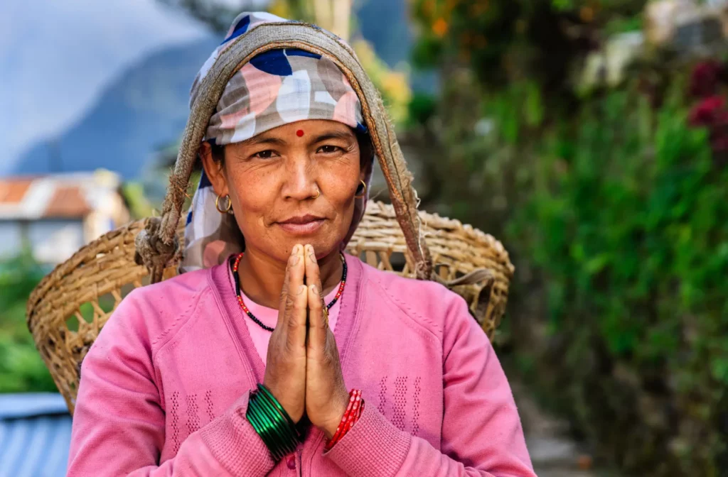 How to be respectful in Nepal?