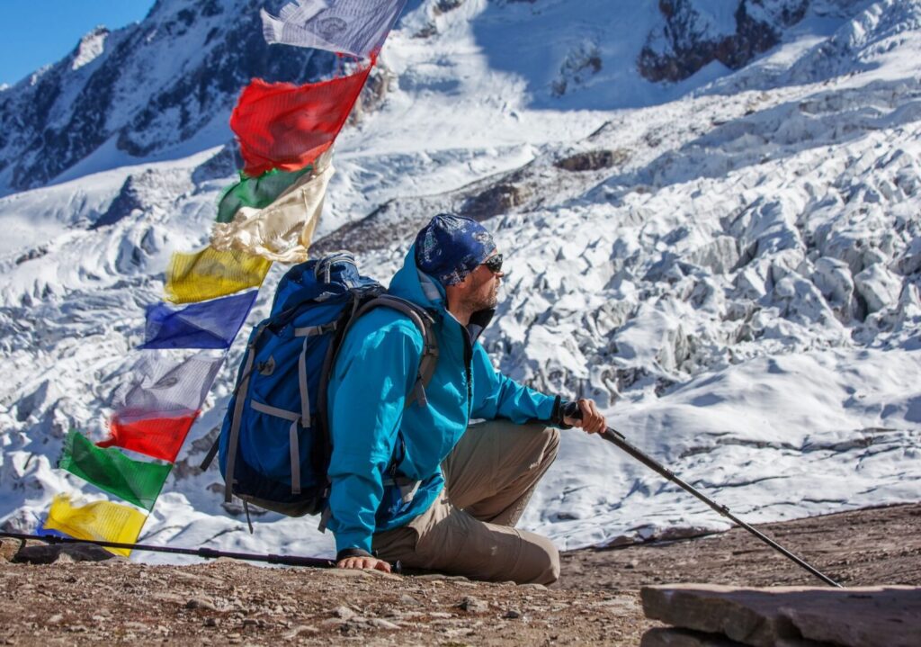 Climb high sleep low during Manaslu Trekking recignize Acute Mountain Sickness in Nepal – By Mountain People