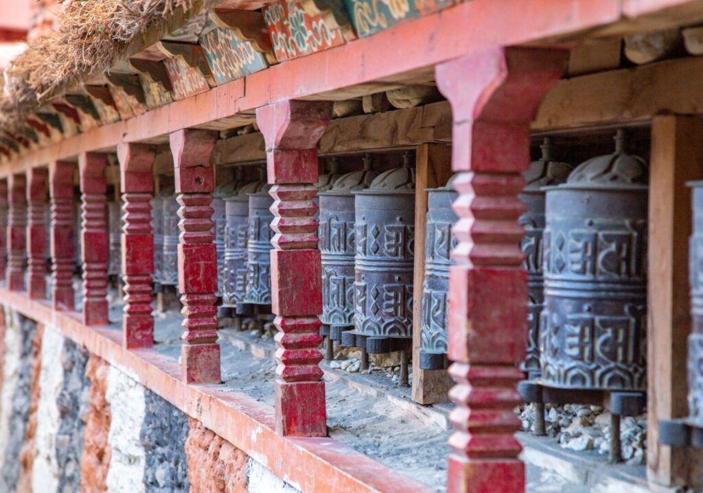 Mani wall prayer wheels Annapurna Nepal – By Mountain People